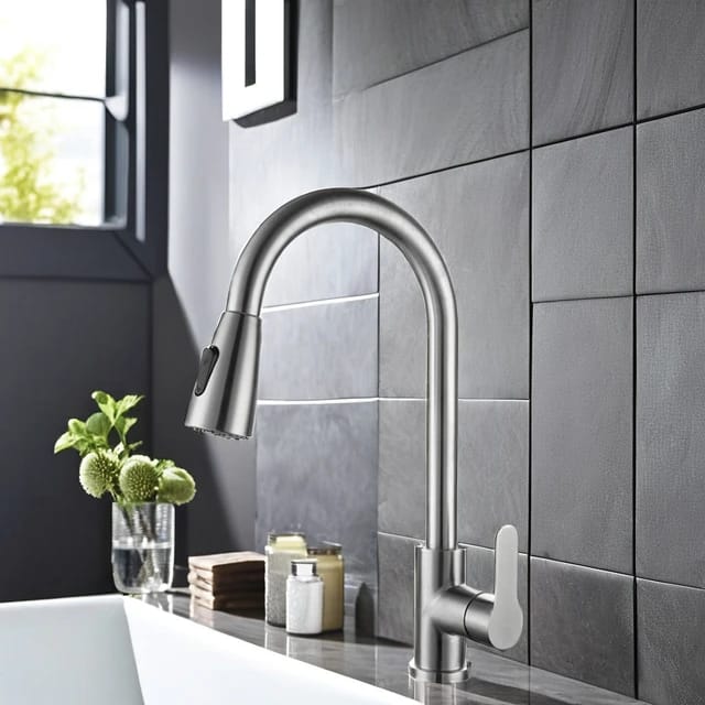 Kitchen Pullout Faucet | Silver - Black